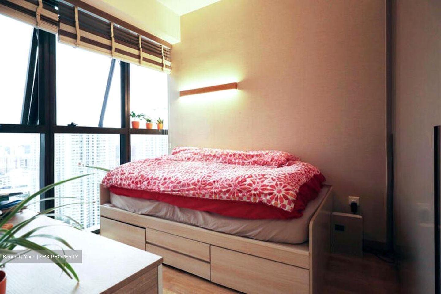 Commonwealth Towers (D3), Condominium #525126341